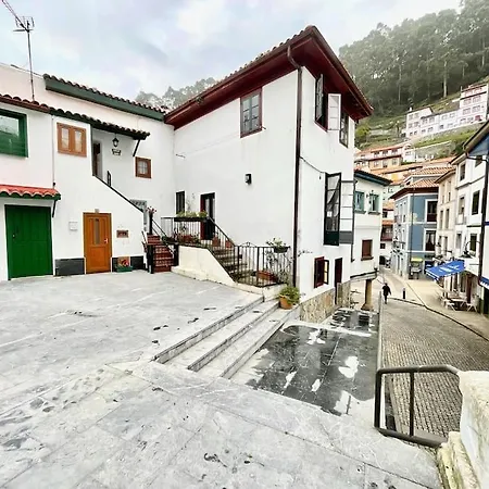 Plaza Marina